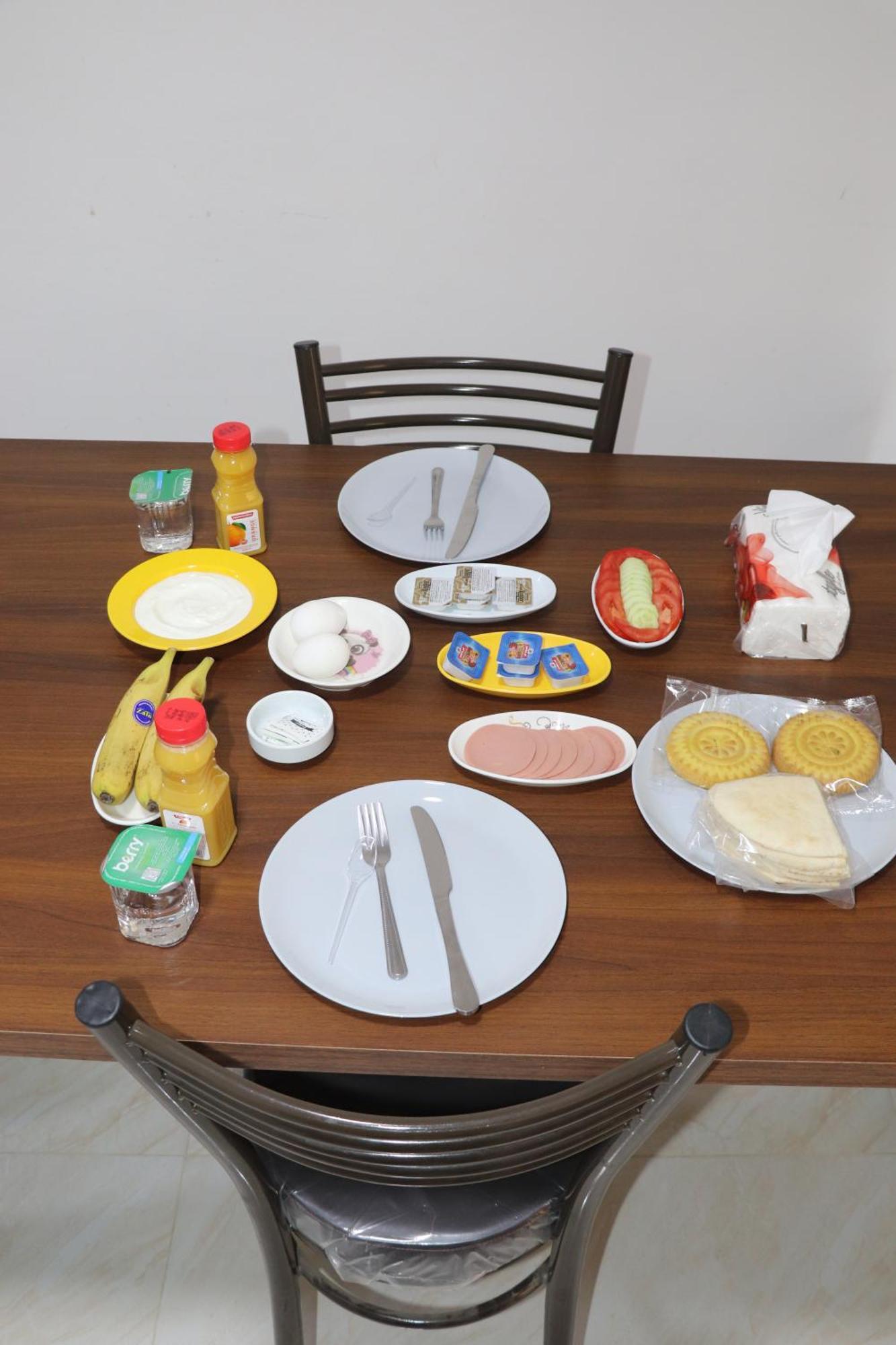 Salvador Dali Apartments Аман Екстериор снимка